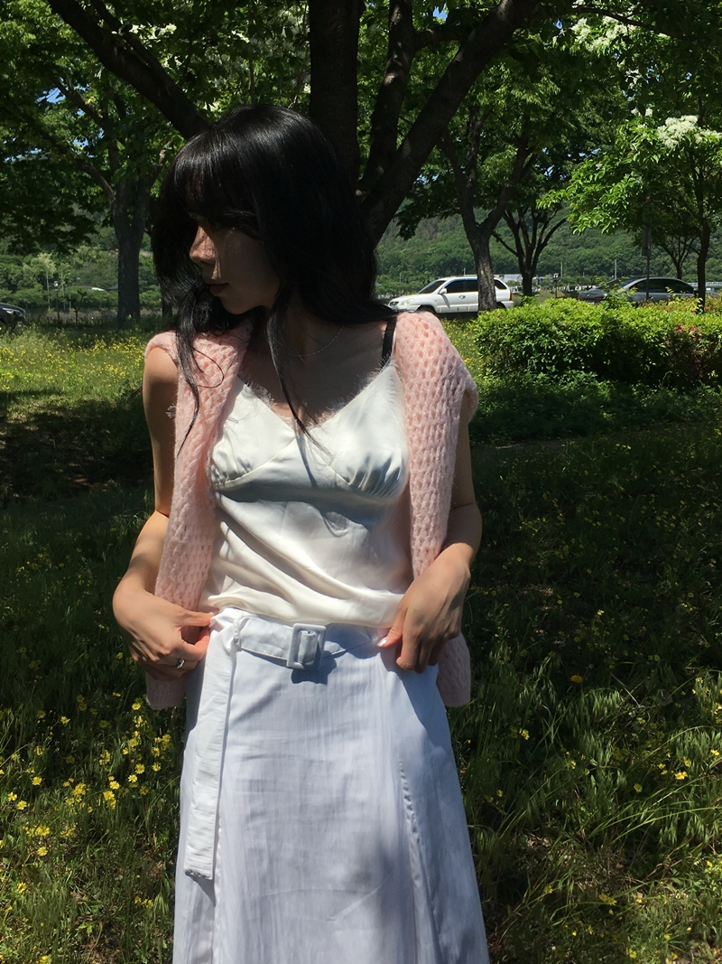MOLD Satin lace SLEEVELESS *(2COLOR)