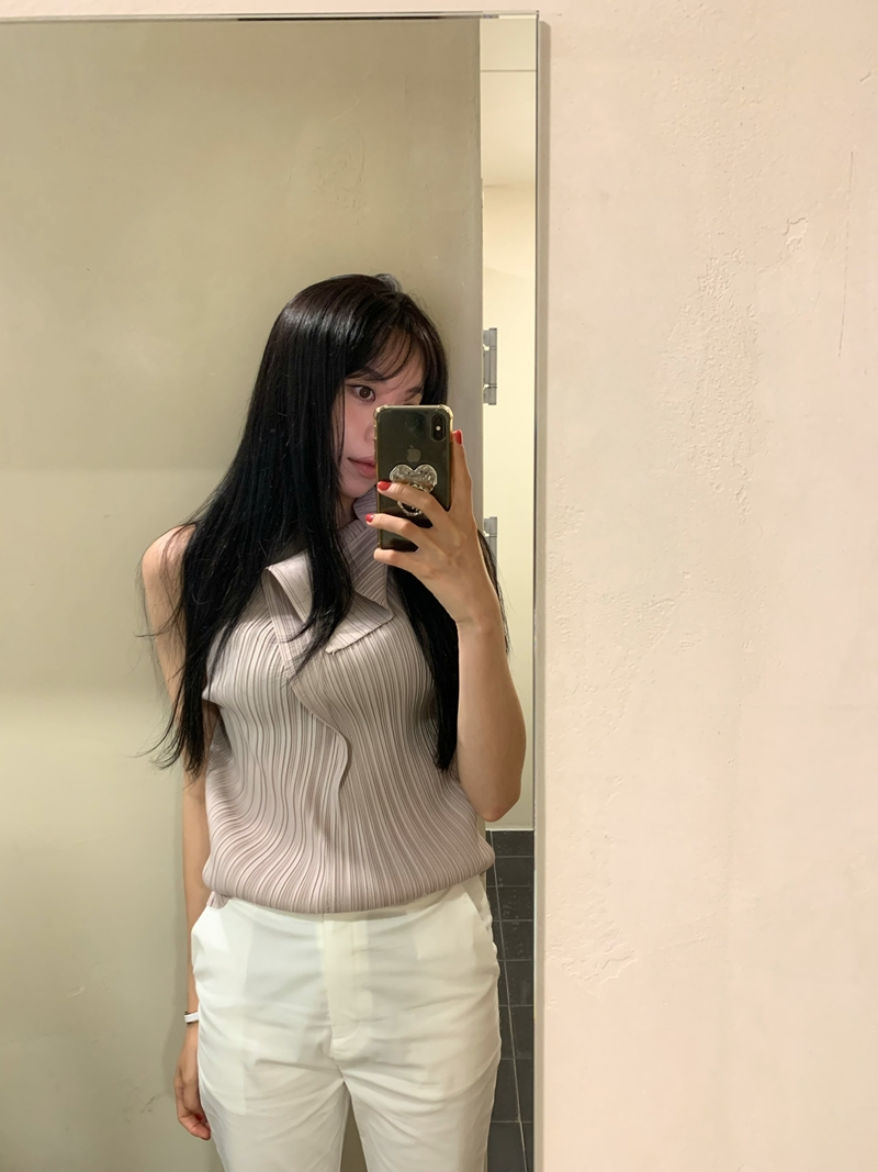 Flower Pleats blouse *premium (pink beige)