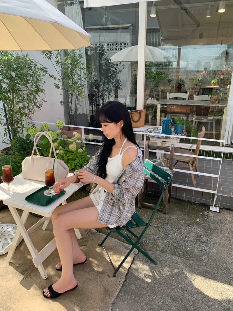 Punching Halterneck wrap Sleeveless