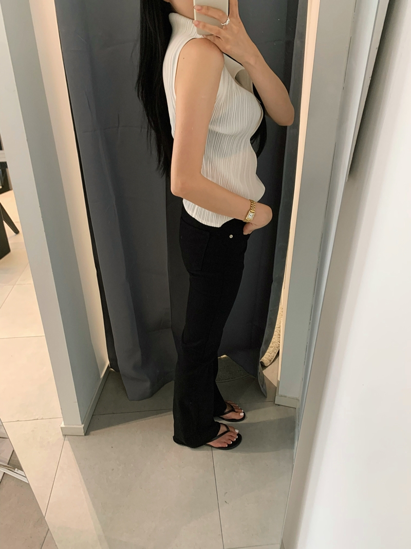 Flower Pleats blouse *premium (ivory, black)