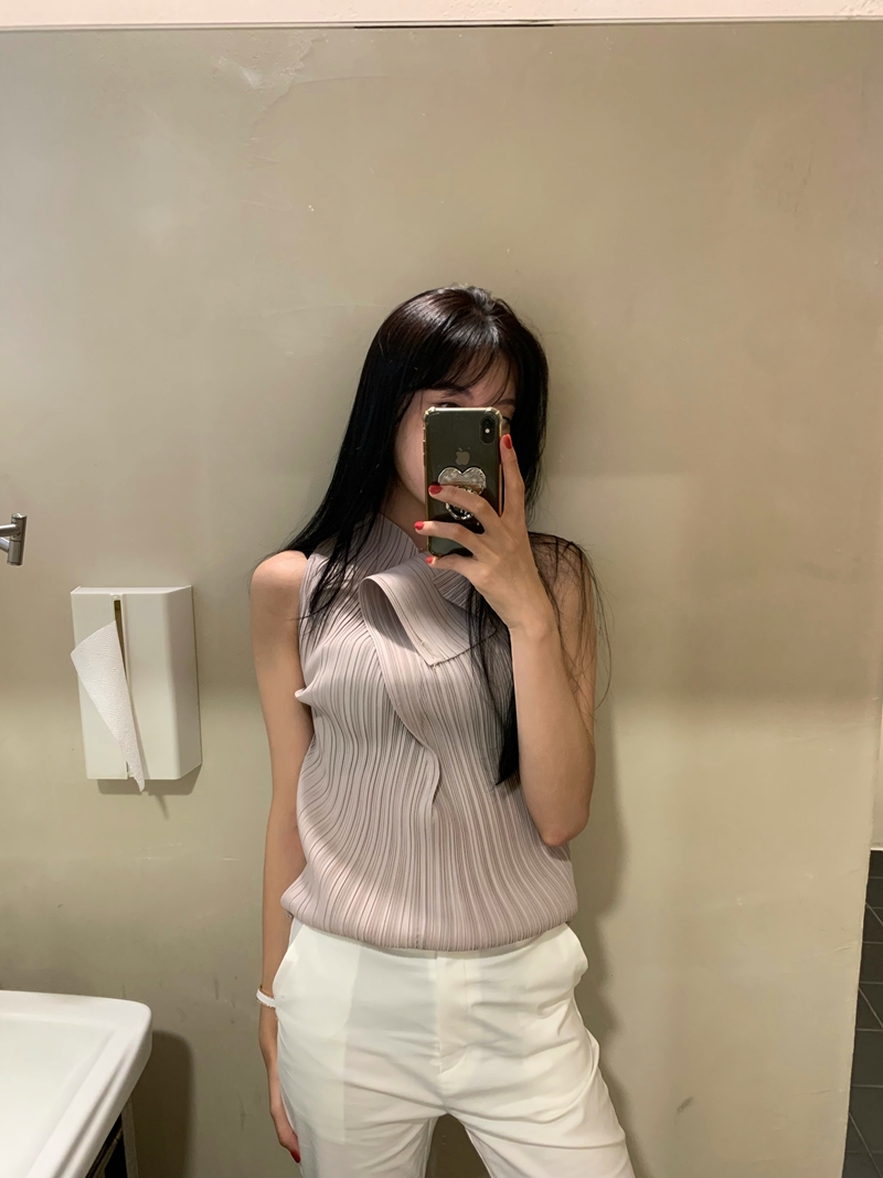 Flower Pleats blouse *premium (pink beige)