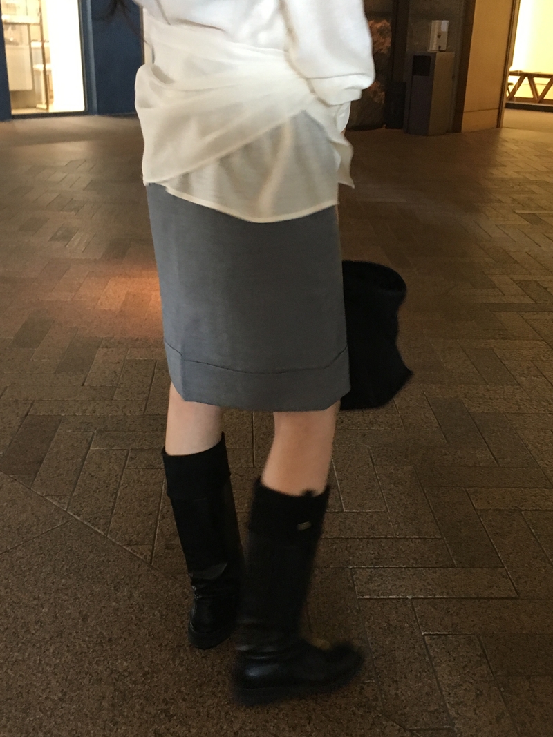 26FW WOOL CARVE H- SKIRT (2COLOR)