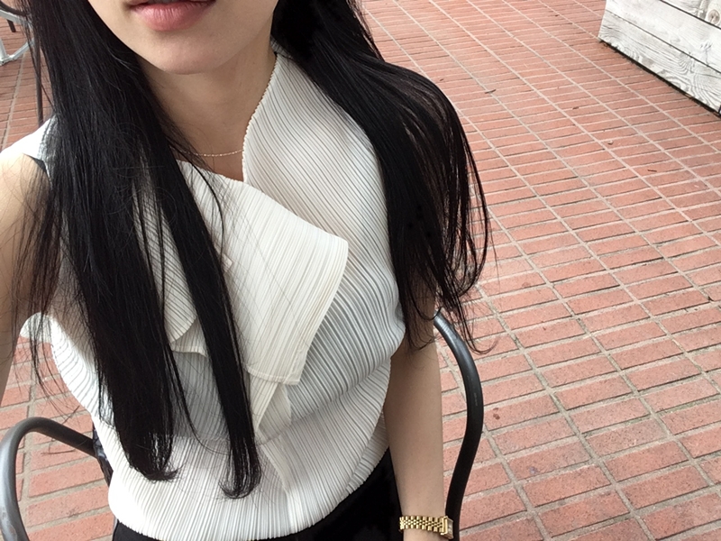 Flower Pleats blouse *premium (ivory, black)