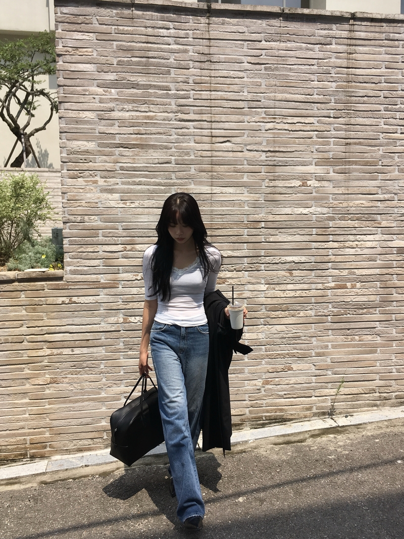 26FW LUMI WASHING DENIM JEANS *HQ