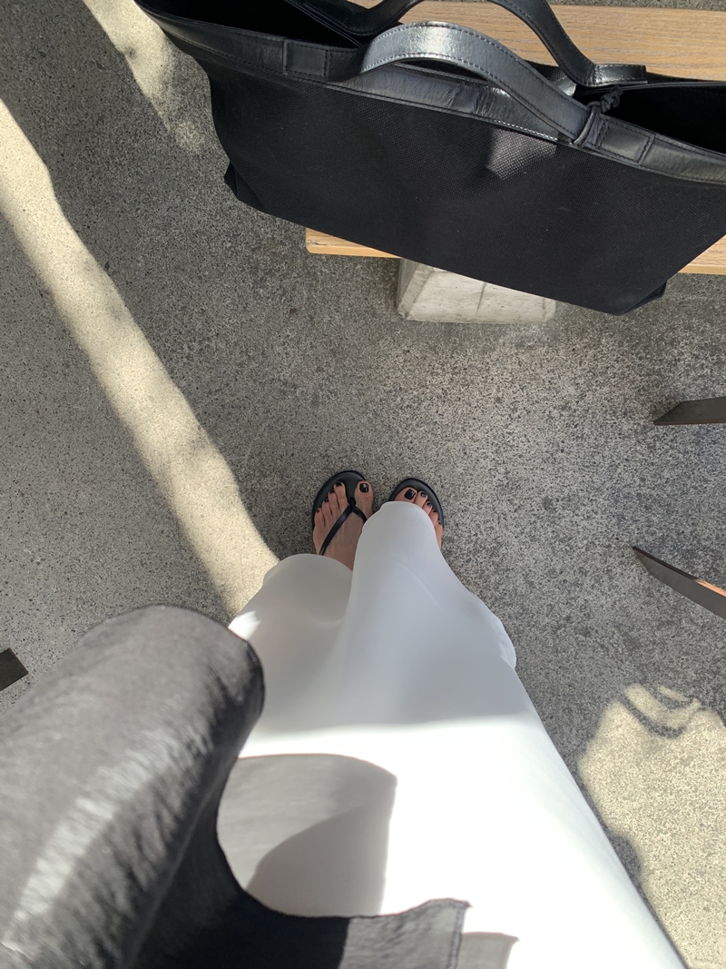 Low flip-flops SHOES