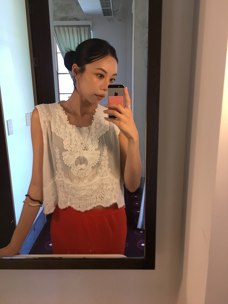 Arty Lace sleeveless blouse