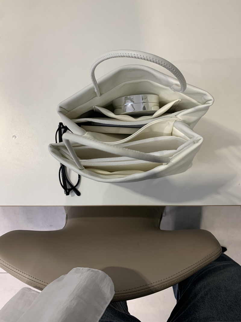 26FW sheepskin tote bag *HQ (2COLOR)