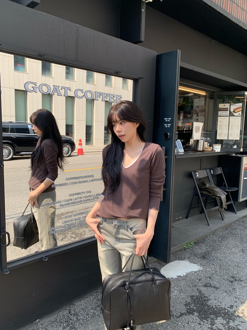 26FW high-quality COWSKIN BAG