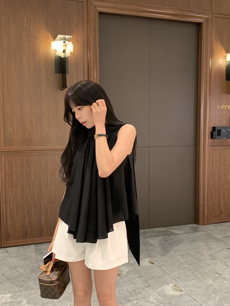 Brunch Tie wrap blouse