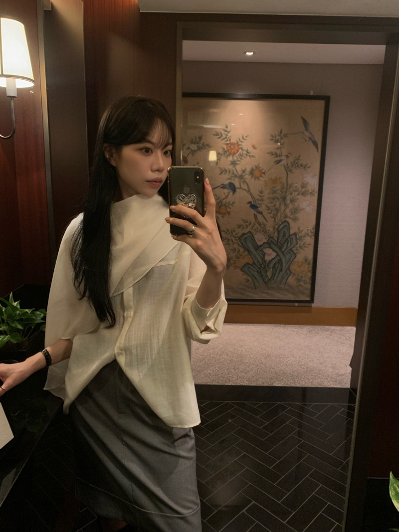 26FW Liebe SHAWL WRAP BLOUSE (3COLOR)