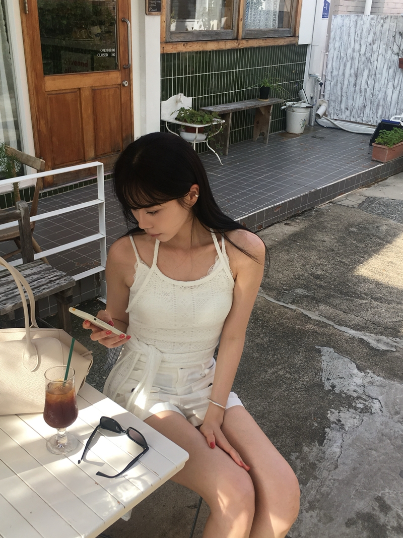 Punching Halterneck wrap Sleeveless