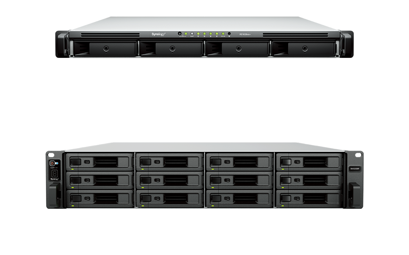 RS1626xs+와 RX1225RP 확장 유닛을 사용한 스토리지 확장 이미지