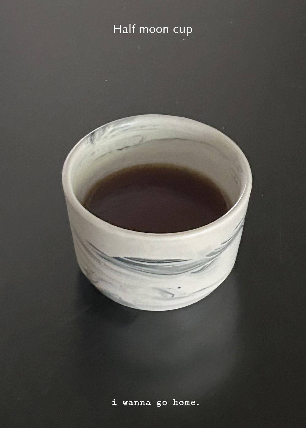 Half moon cup (marble black)