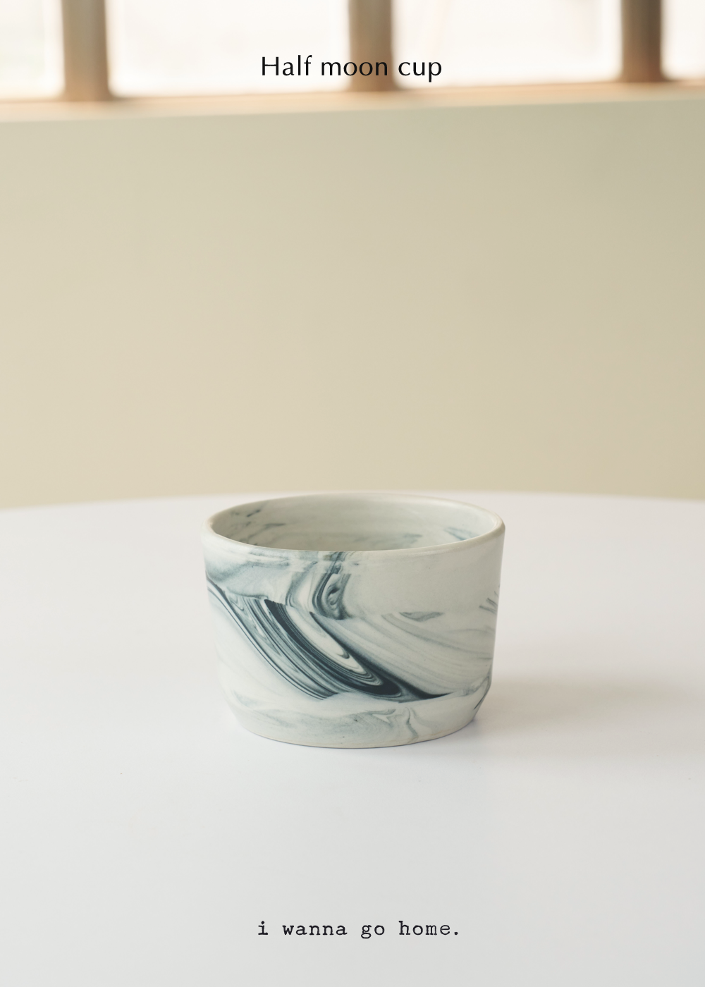 Half moon cup (marble black)