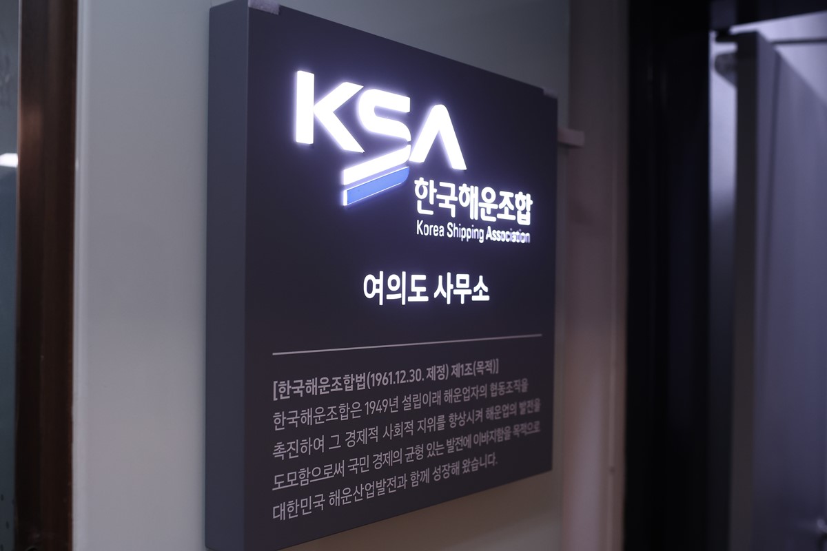 a58b877551e19.jpg