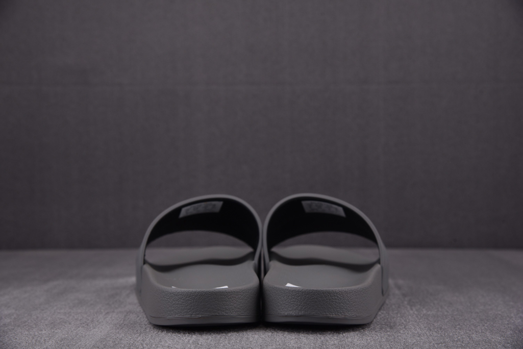 발렌시아가 풀 슬라이드