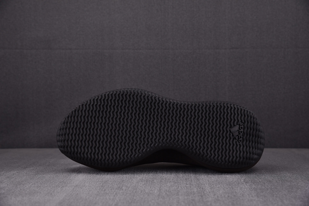 아디다스 이지 니트 러너 스톤 카본