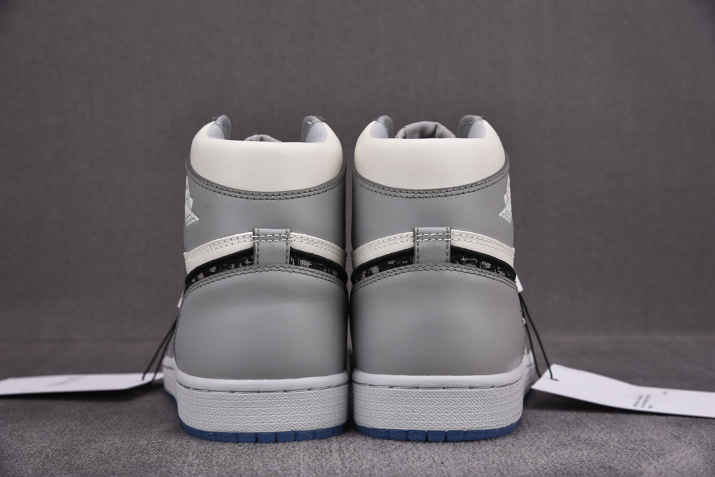 디올 X 에어 조던 1 하이