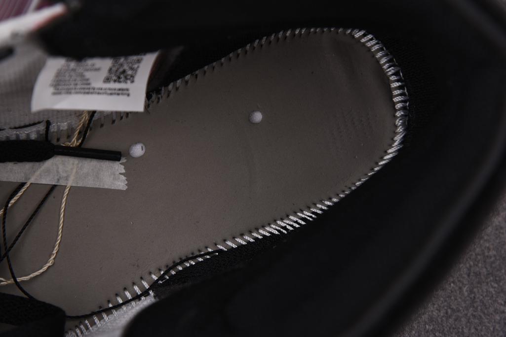 트래비스 스캇 X 프라그먼트 X 에어 조던 1 하이 밀리터리 블루