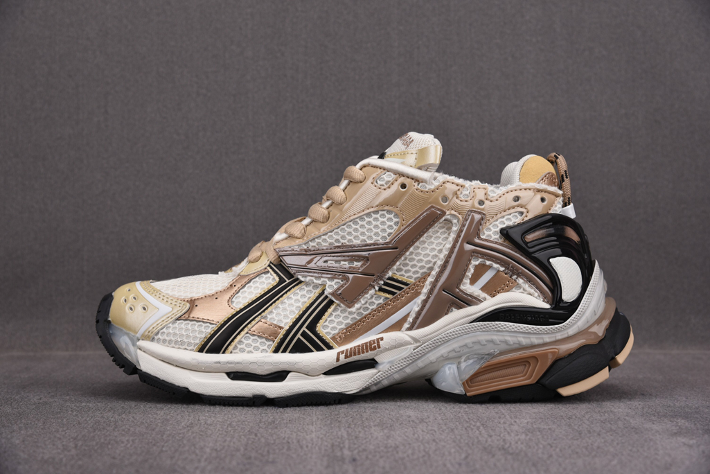 발렌시아가 러너 레플