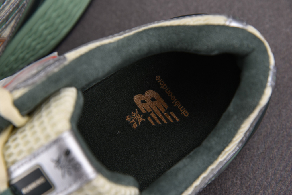 뉴발란스 x 에메 레온 도르 레플