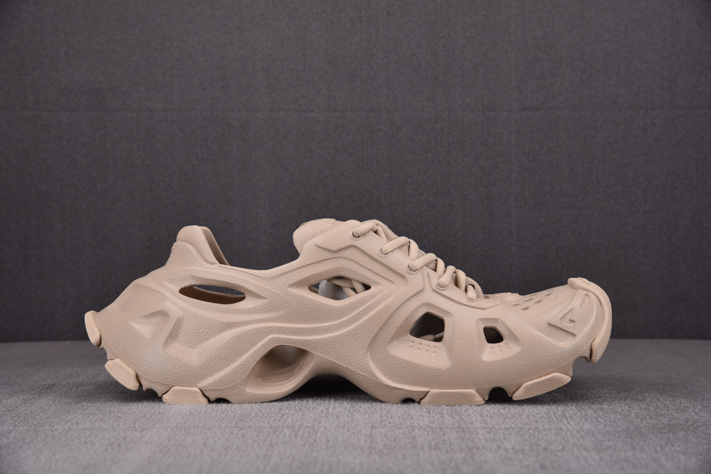 발렌시아가 미러급