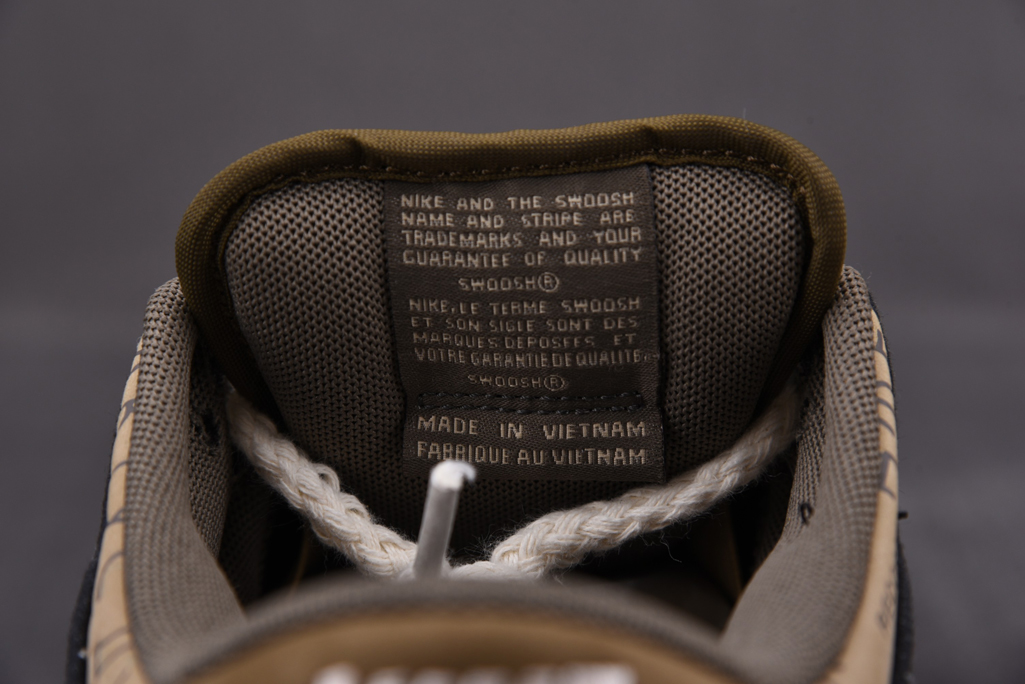 트래비스 스캇 X 나이키 SB 덩크 로우