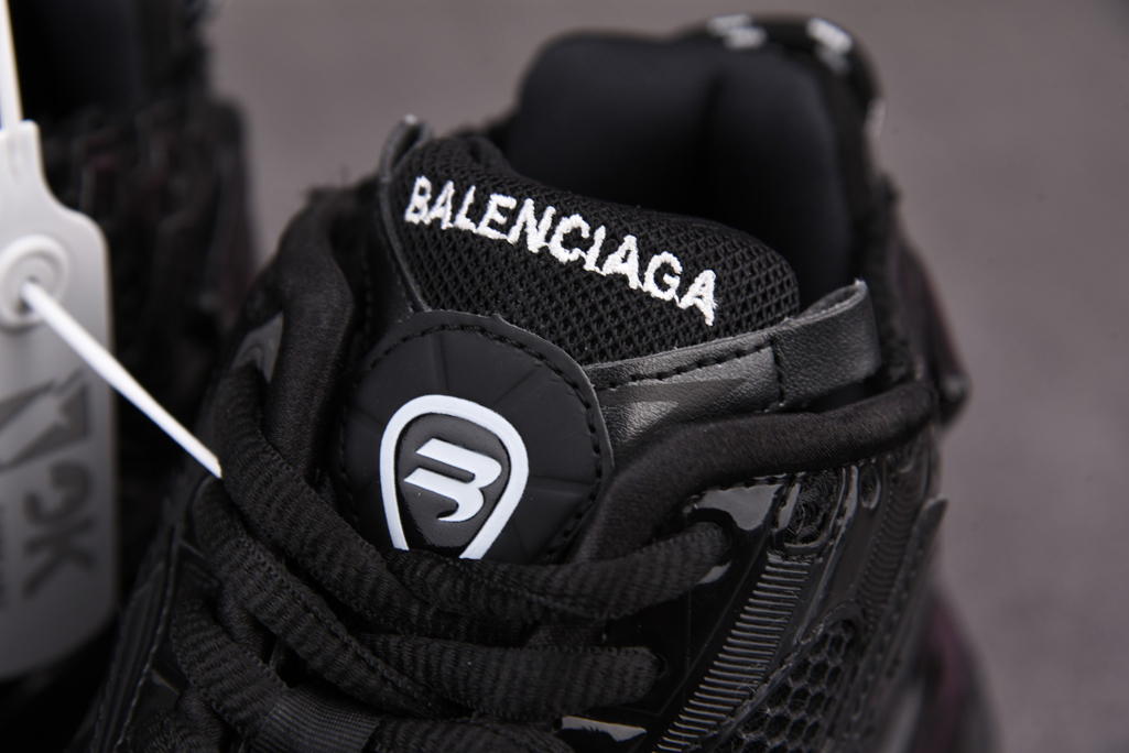 발렌시아가 러너 레플