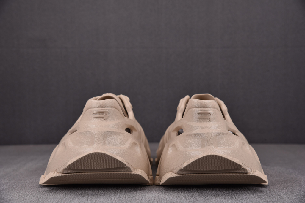 발렌시아가 미러급