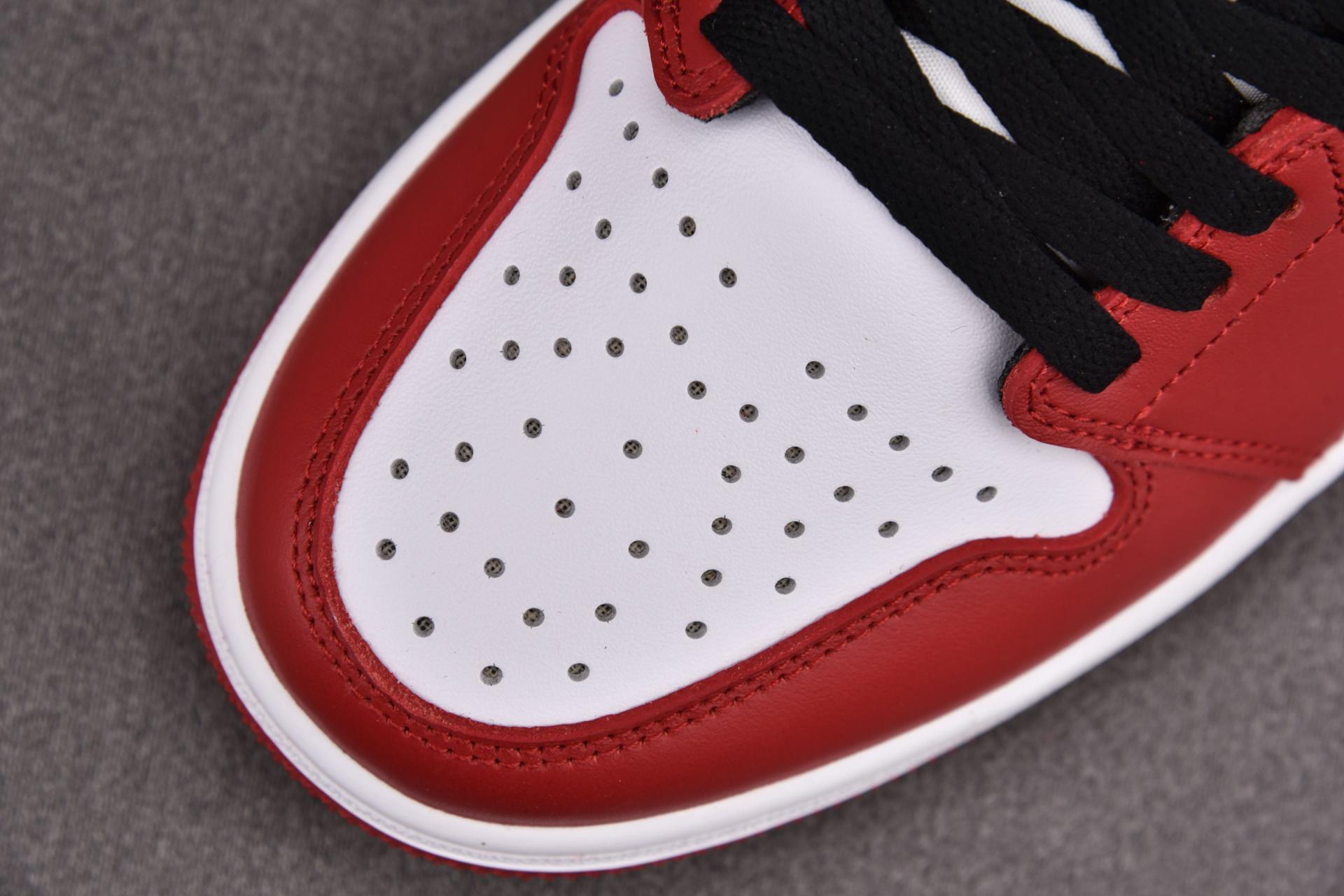 조던 1 로우 골프 시카고