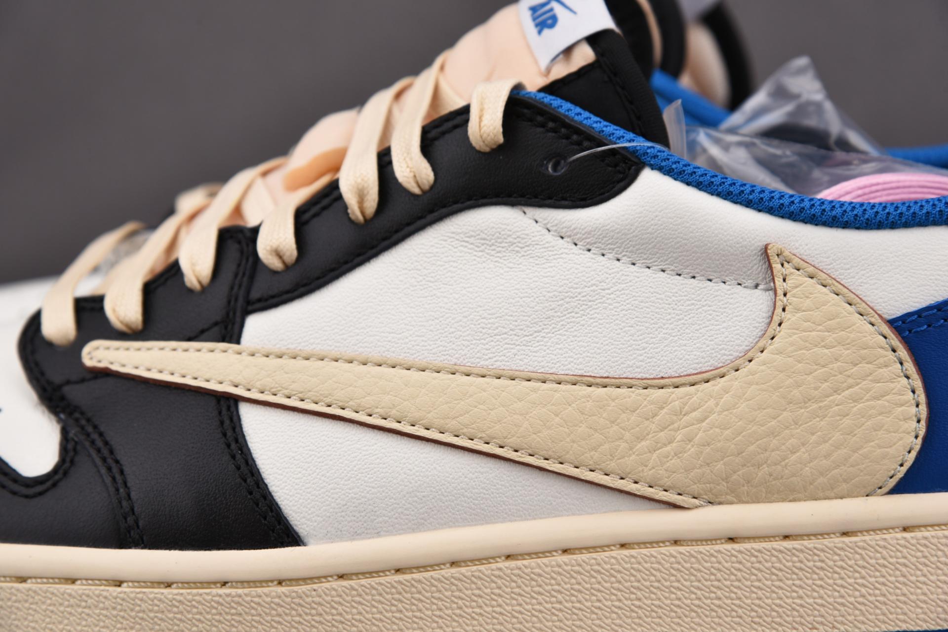 트래비스 스캇 X 프라그먼트 X 에어 조던 1 로우 밀리터리 블루