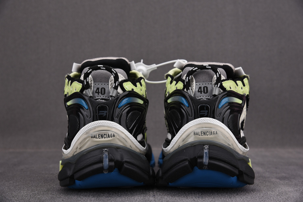 발렌시아가 러너 레플