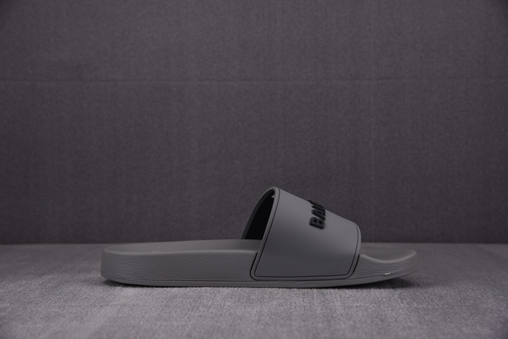 발렌시아가 풀 슬라이드