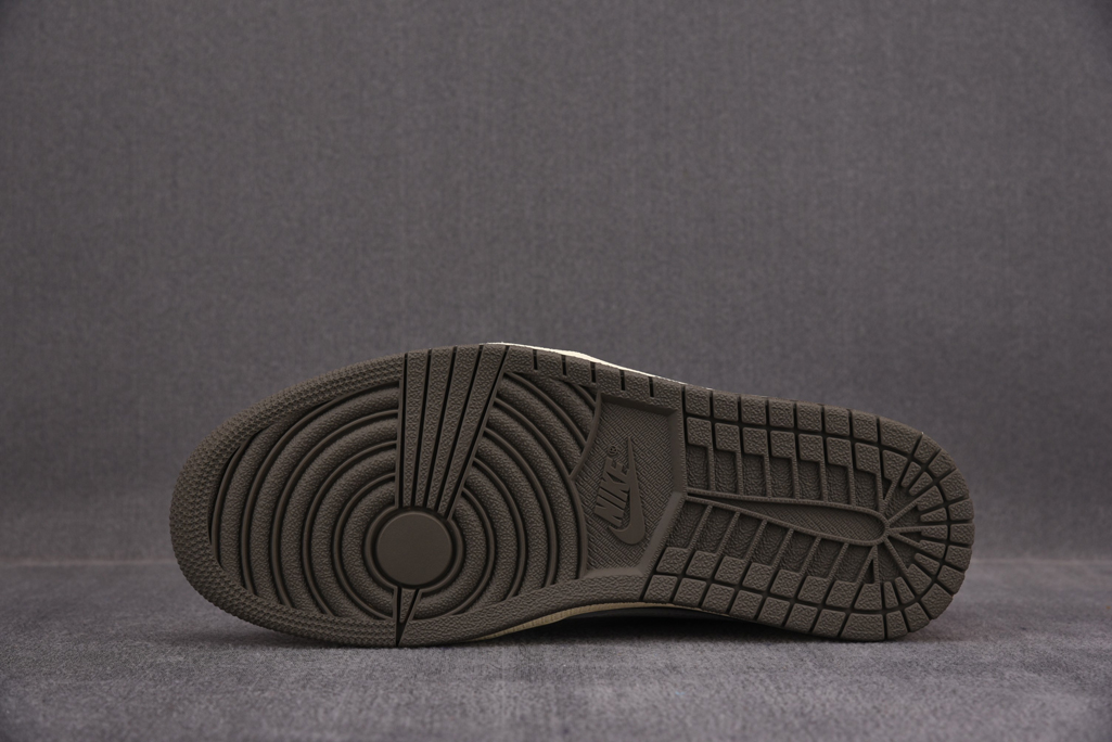 트래비스 스캇 x 에어 조던 1 로우 세일 앤 리저락