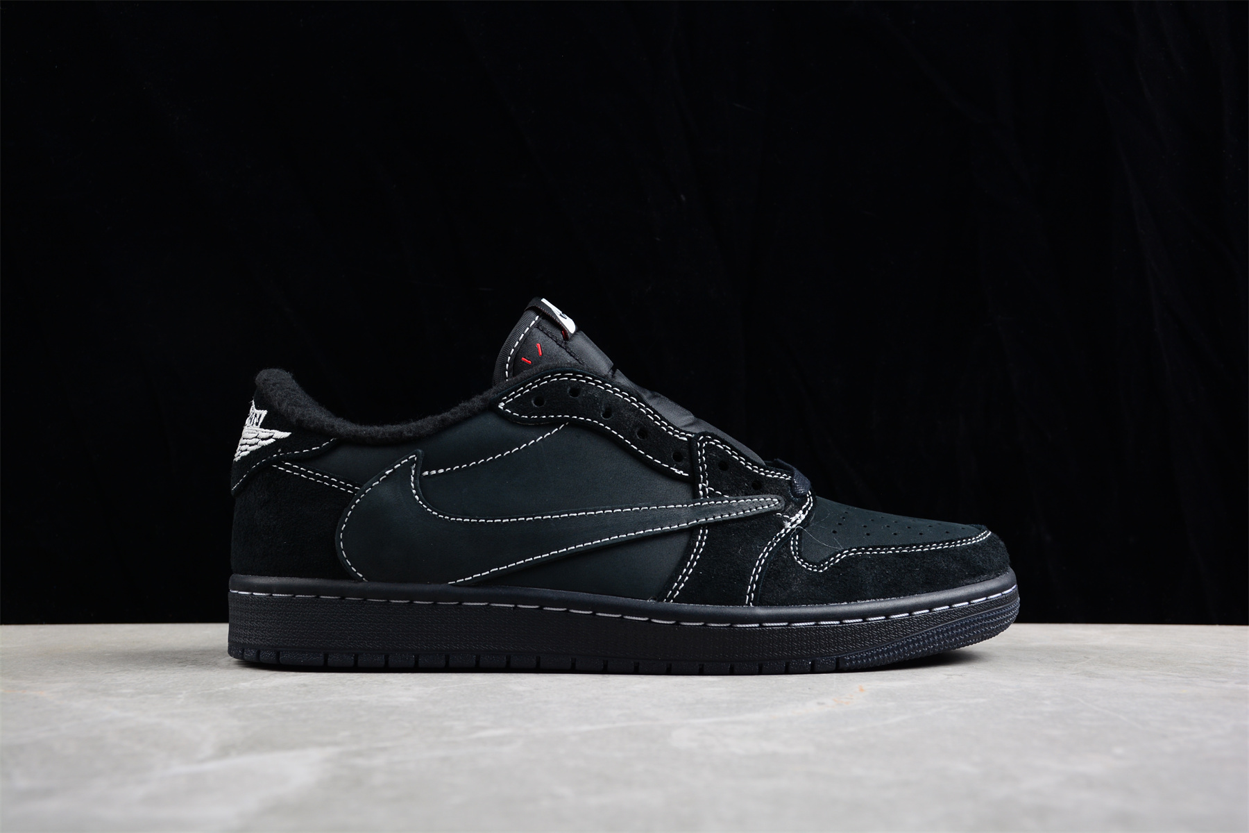 ljr 트래비스 스캇 x 에어 조던 1 로우 OG 블랙 팬텀 레플리카