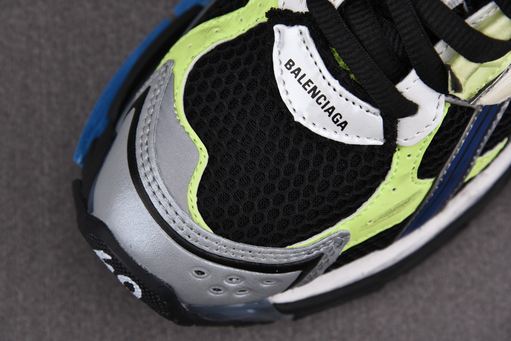 발렌시아가 러너 레플