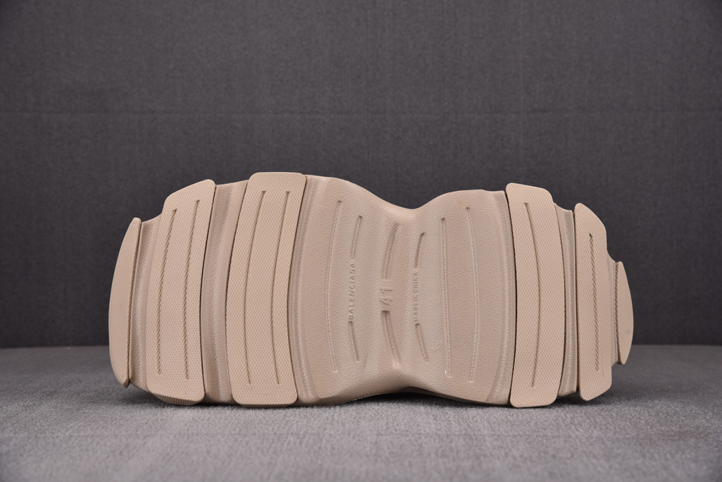 발렌시아가 미러급