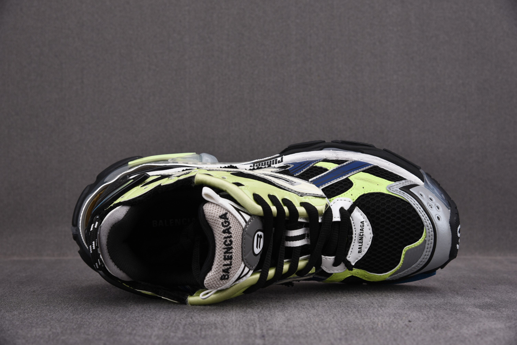 발렌시아가 러너 레플