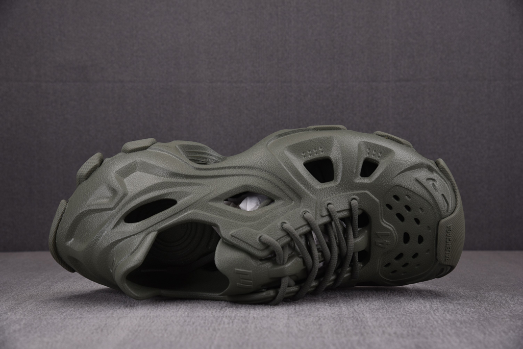 발렌시아가 미러급