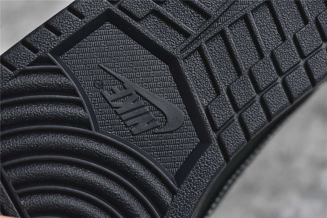 PK 조던 레플리카 트래비스 스캇 x 에어 조던 1 로우 OG 블랙 팬텀 레플리카