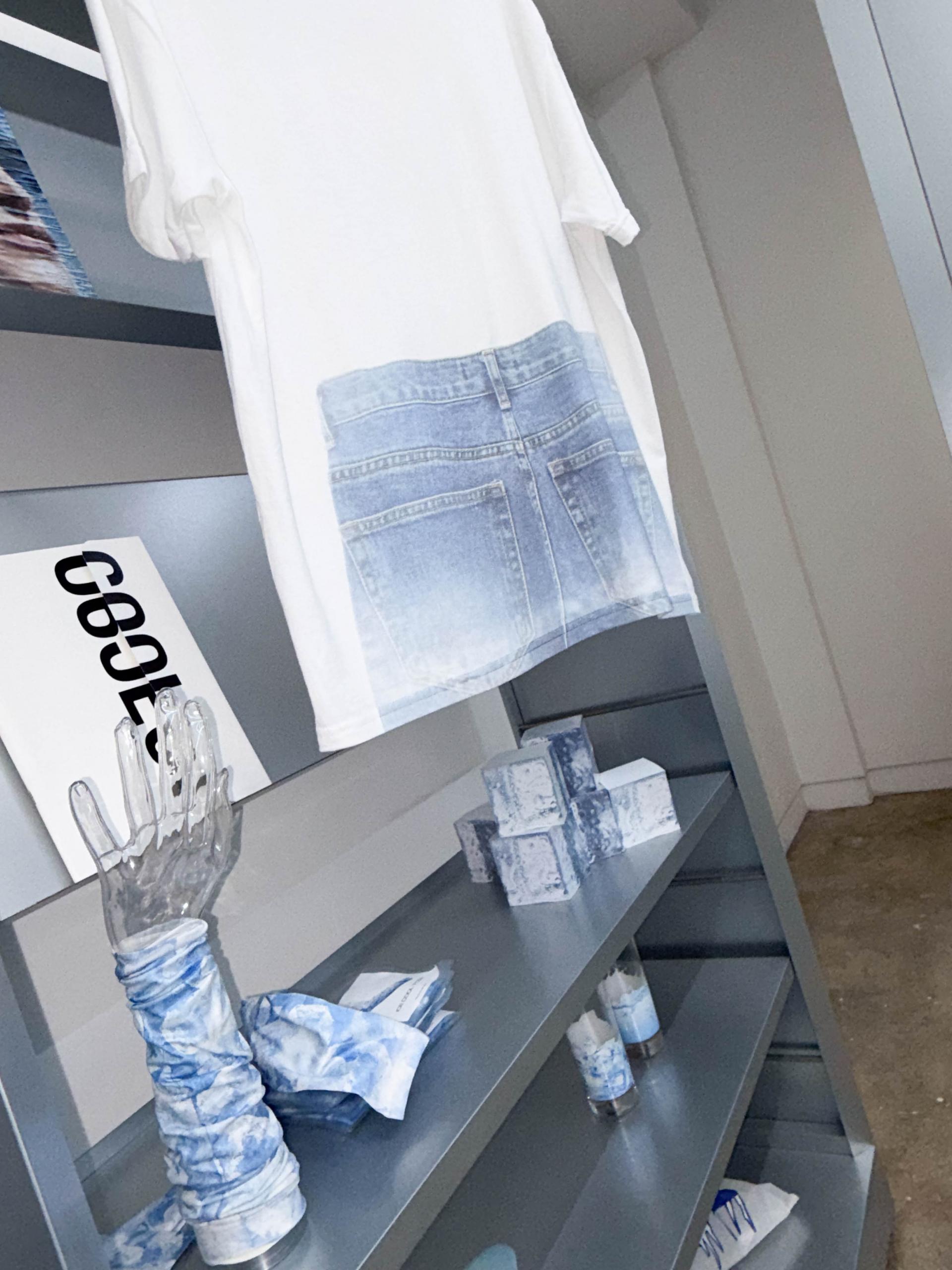 JEANS(BACK) T-SHIRT