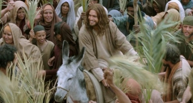 나귀로 타고 오신 예수