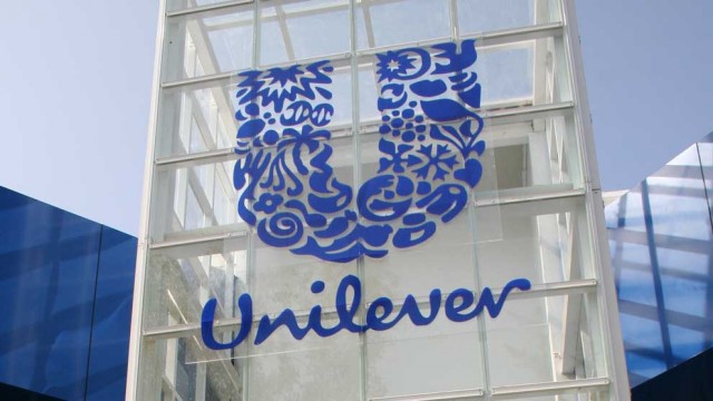 Unilever-sign-Mexico-990x557_tcm1306-420843_w940