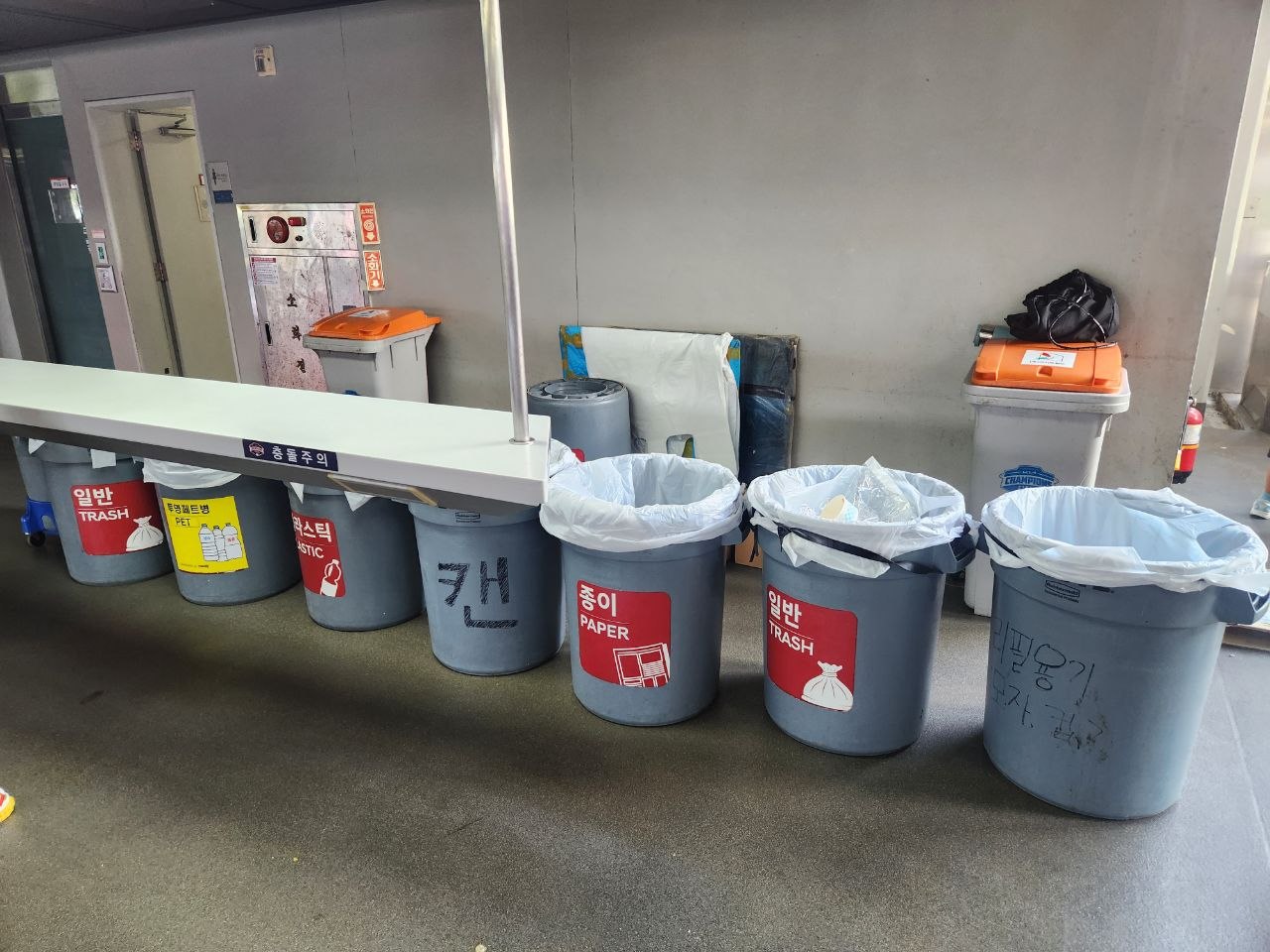 f540324036f19.jpg