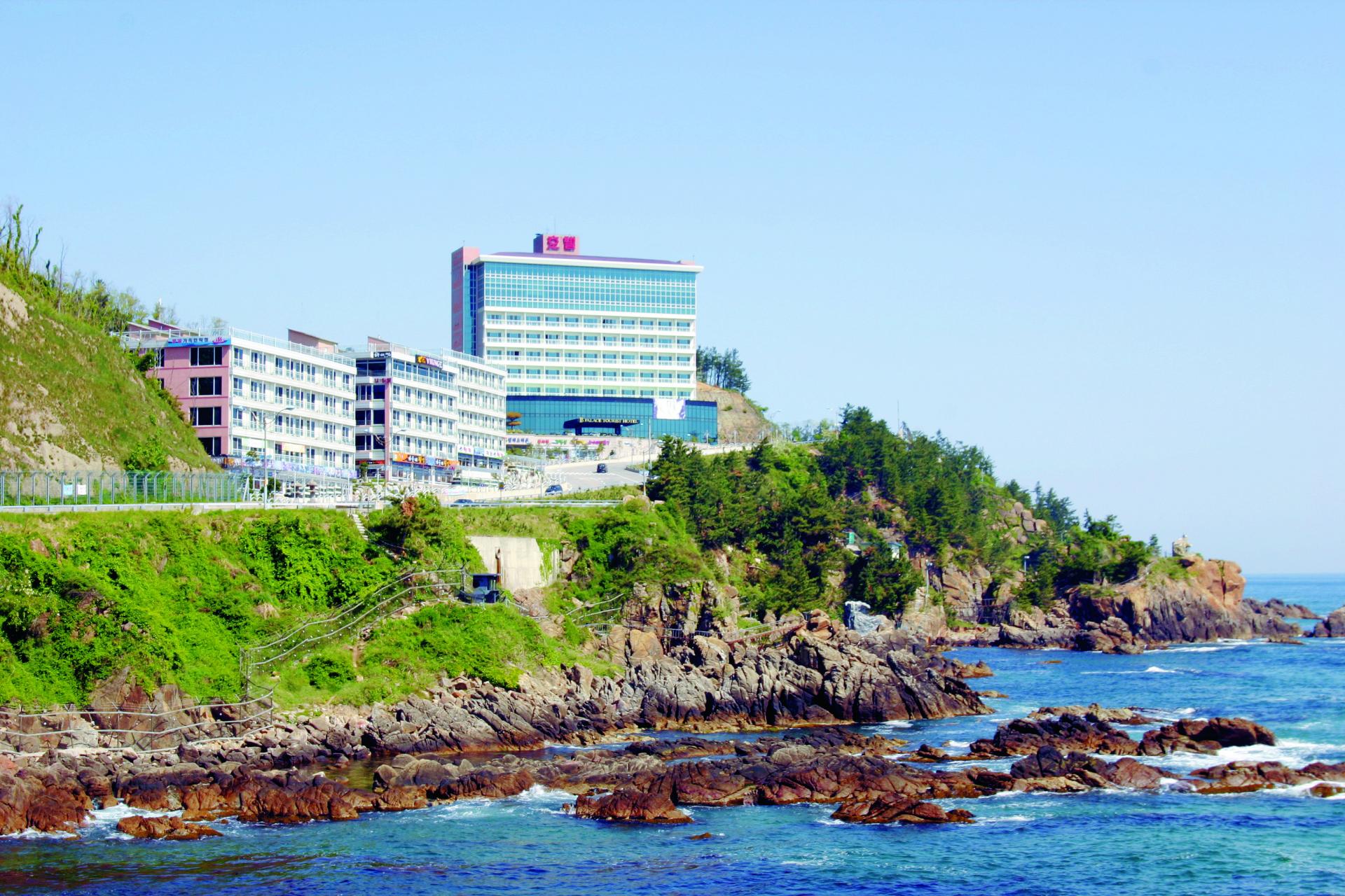 동해 바다를 정원처럼 품은 새천년 해안도로 삼척 팰리스호텔 : 상상콘텐츠