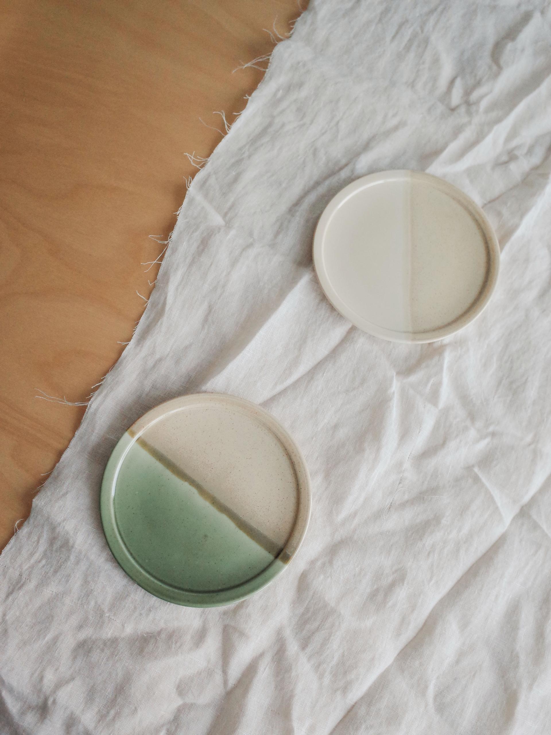 Layer Half Plate - Green