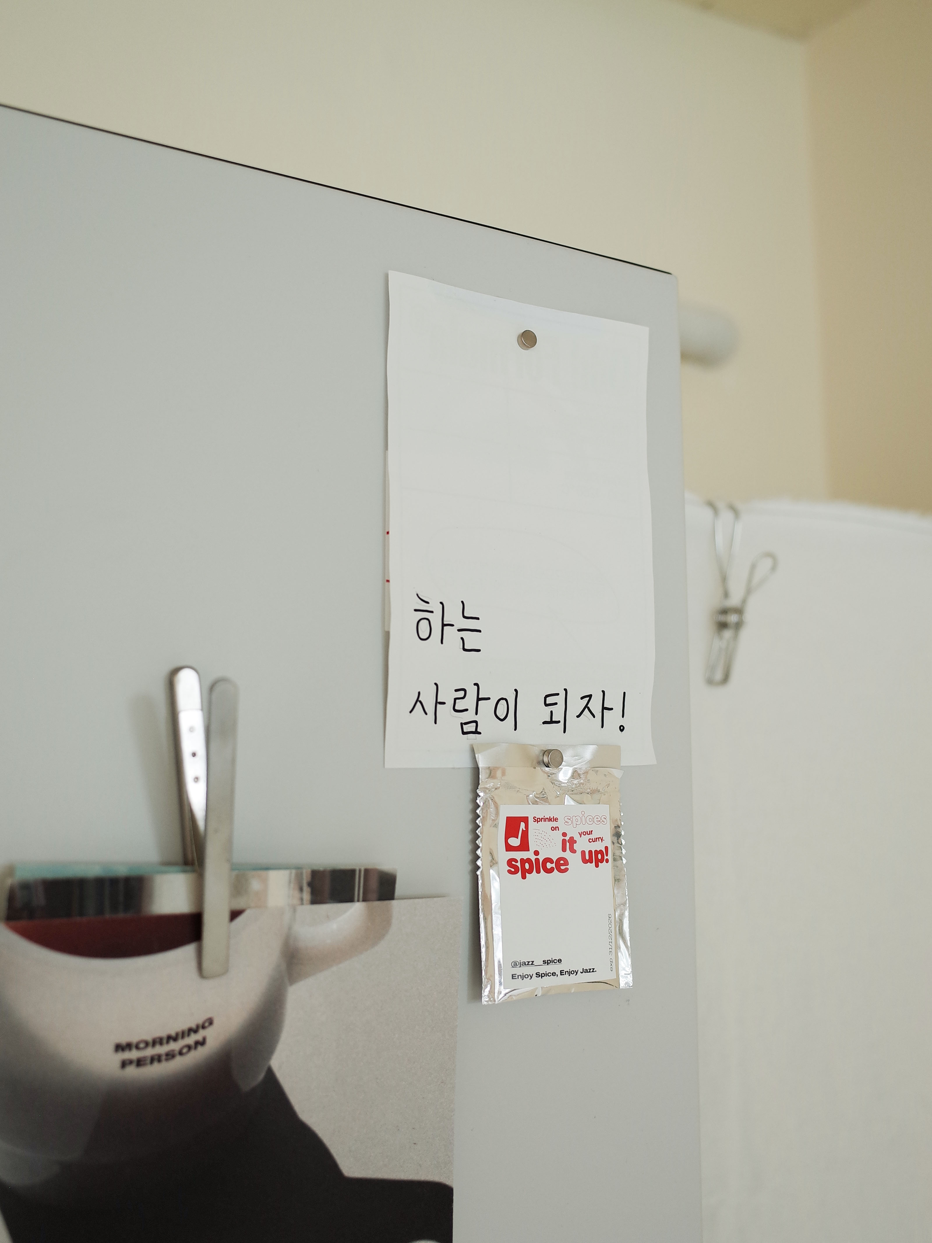 51b03ff0558b4.jpg