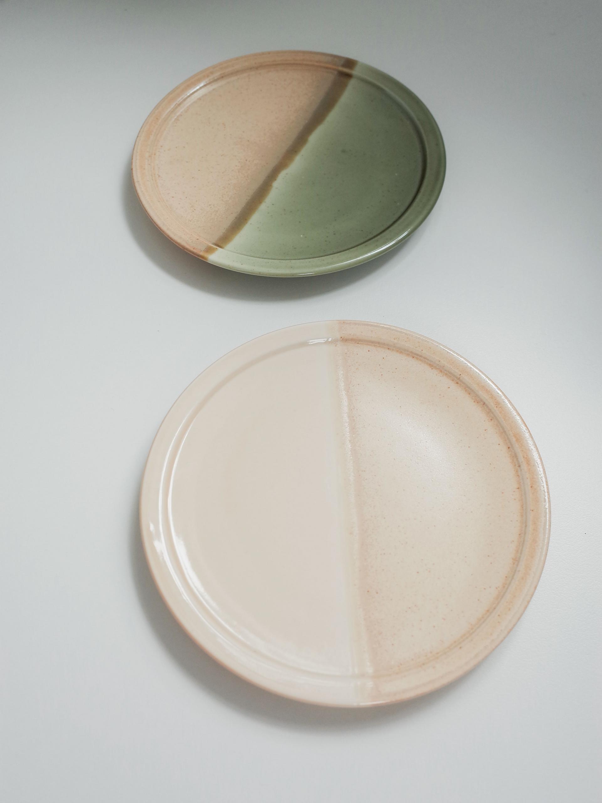 Layer Half Plate - Green