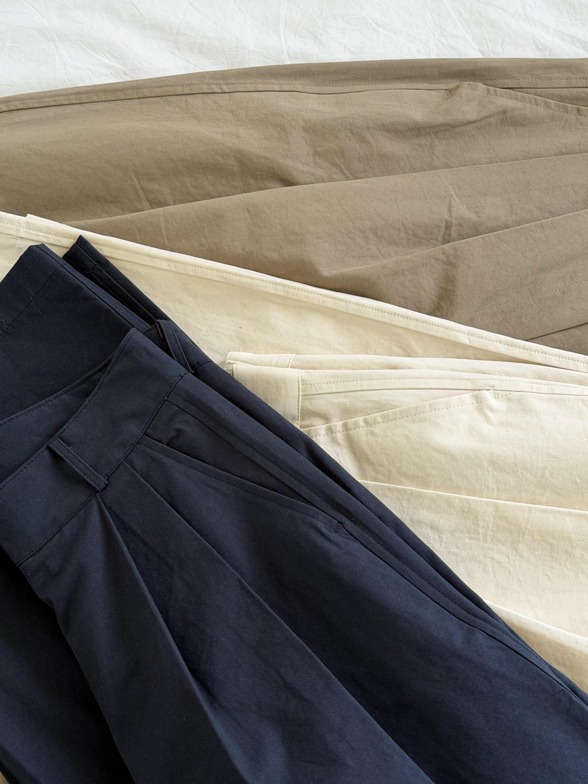 cotton pintuck pants (navy/cream/khaki)