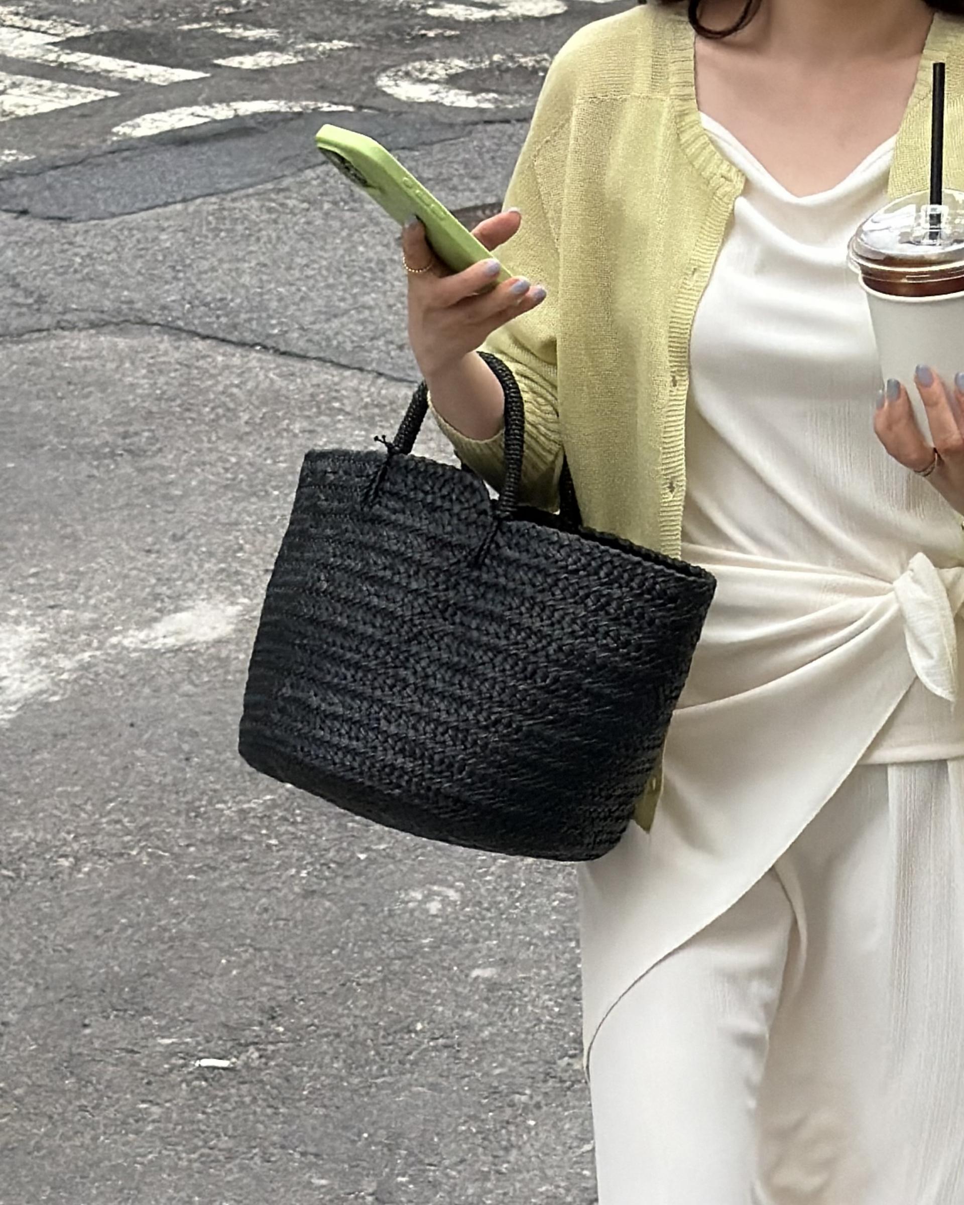 noodle skit (cream/black)